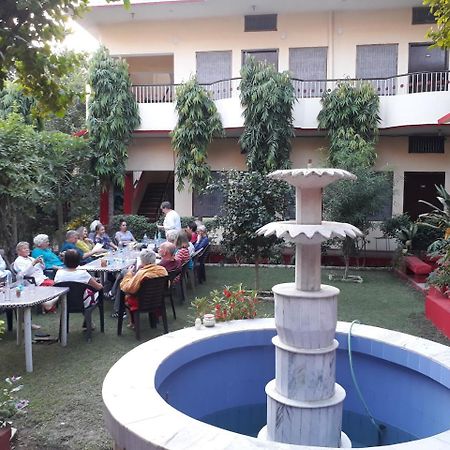 Singh Guest House Βαρανάσι Εξωτερικό φωτογραφία